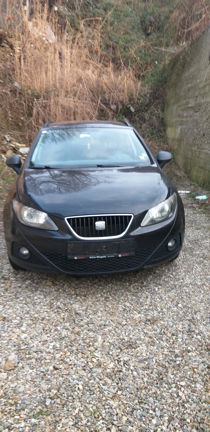 Seat Ibiza 1.2 16V, снимка 1 - Автомобили и джипове - 46355459