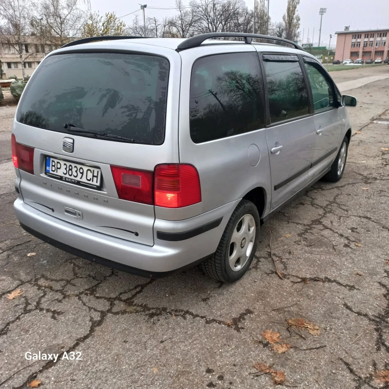 Seat Alhambra 1.9 Tdi, снимка 4 - Автомобили и джипове - 47656420