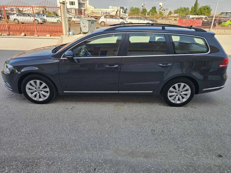 VW Passat 2.0TDI/LED/РЪЧКА/НАВИ/КАМЕРА, снимка 3 - Автомобили и джипове - 47753501