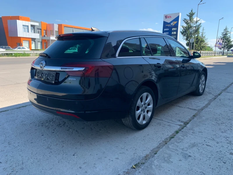 Opel Insignia, снимка 5 - Автомобили и джипове - 48620597