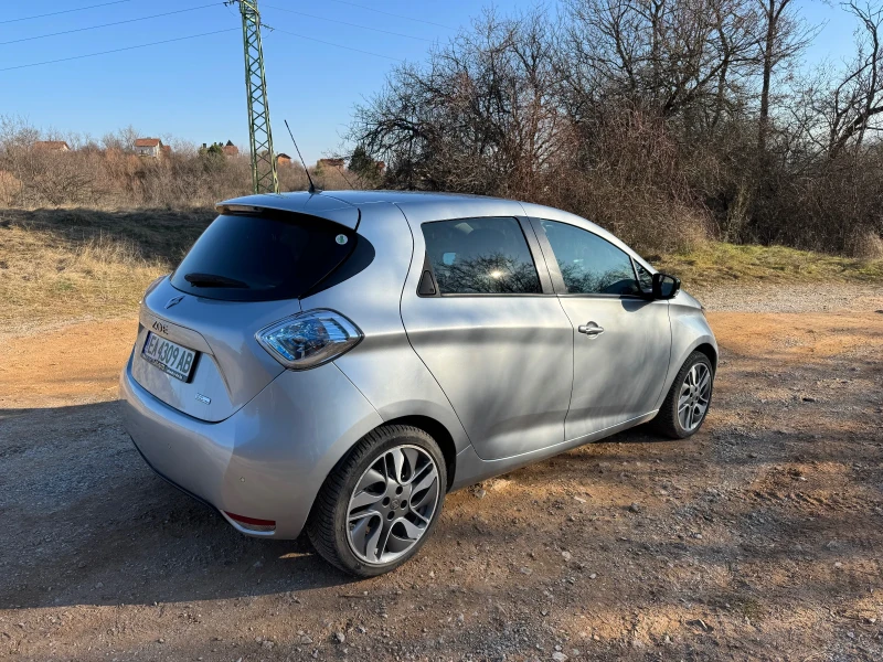 Renault Zoe, снимка 3 - Автомобили и джипове - 49009624