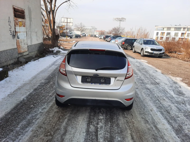 Ford Fiesta 1.4i газ, снимка 12 - Автомобили и джипове - 49590303