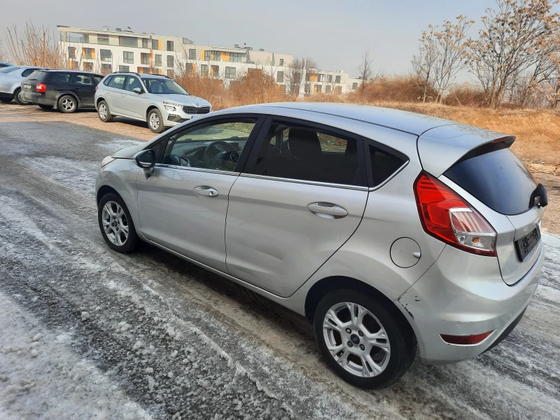 Ford Fiesta 1.4i газ, снимка 14 - Автомобили и джипове - 49590303