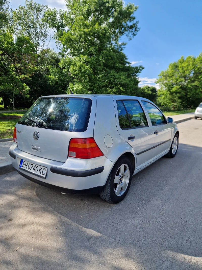 VW Golf * ГАЗ* Обслужен, снимка 2 - Автомобили и джипове - 52532433