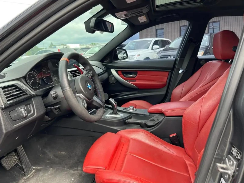 BMW 335 Подгрев* Harman Kardon* HeadUp* M packet, снимка 9 - Автомобили и джипове - 52317734