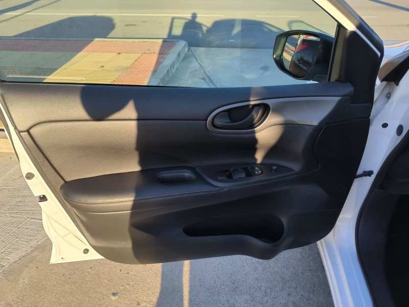 Nissan Pulsar 1.5d-Euro-5B-6sk, снимка 12 - Автомобили и джипове - 52243660