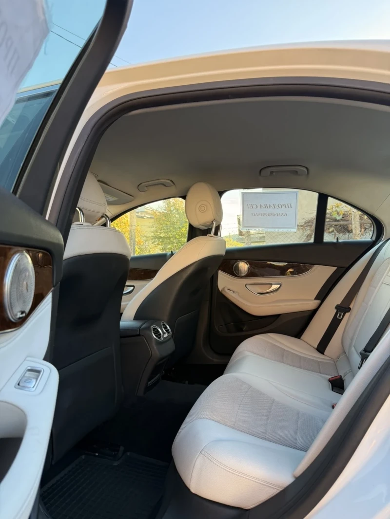 Mercedes-Benz C 220, снимка 6 - Автомобили и джипове - 52264975