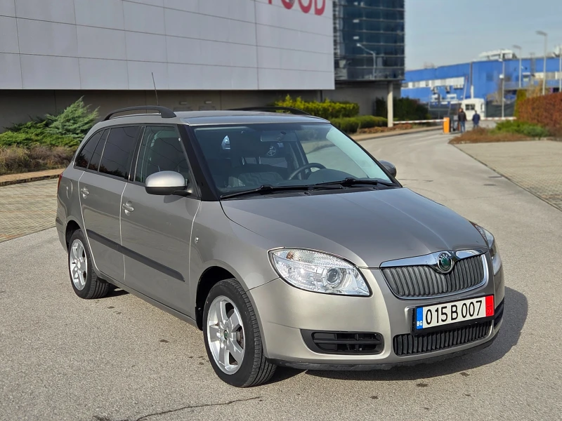Skoda Fabia 1.2i Газов инж., снимка 7 - Автомобили и джипове - 52628420