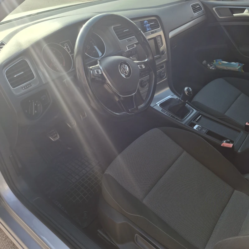 VW Golf 1.6 tdi-105 к.с., снимка 7 - Автомобили и джипове - 52751563