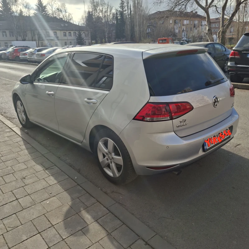 VW Golf 1.6 tdi-105 к.с., снимка 5 - Автомобили и джипове - 52751563