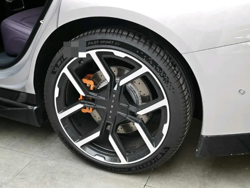 Xpeng P7 all-wheel drive high-performance Ultra 620km , снимка 5 - Автомобили и джипове - 52852146