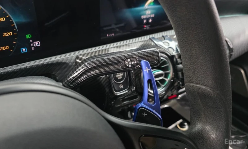 Mercedes-Benz A 220, снимка 9 - Автомобили и джипове - 52962233