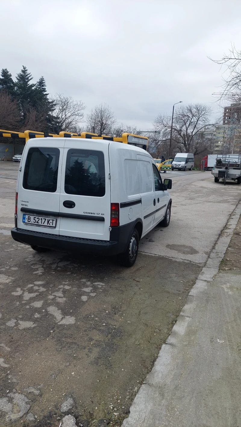 Opel Combo, снимка 4 - Автомобили и джипове - 53409672