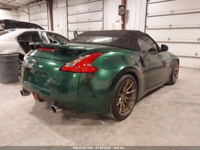 Nissan 370Z, снимка 11 - Автомобили и джипове - 49341042