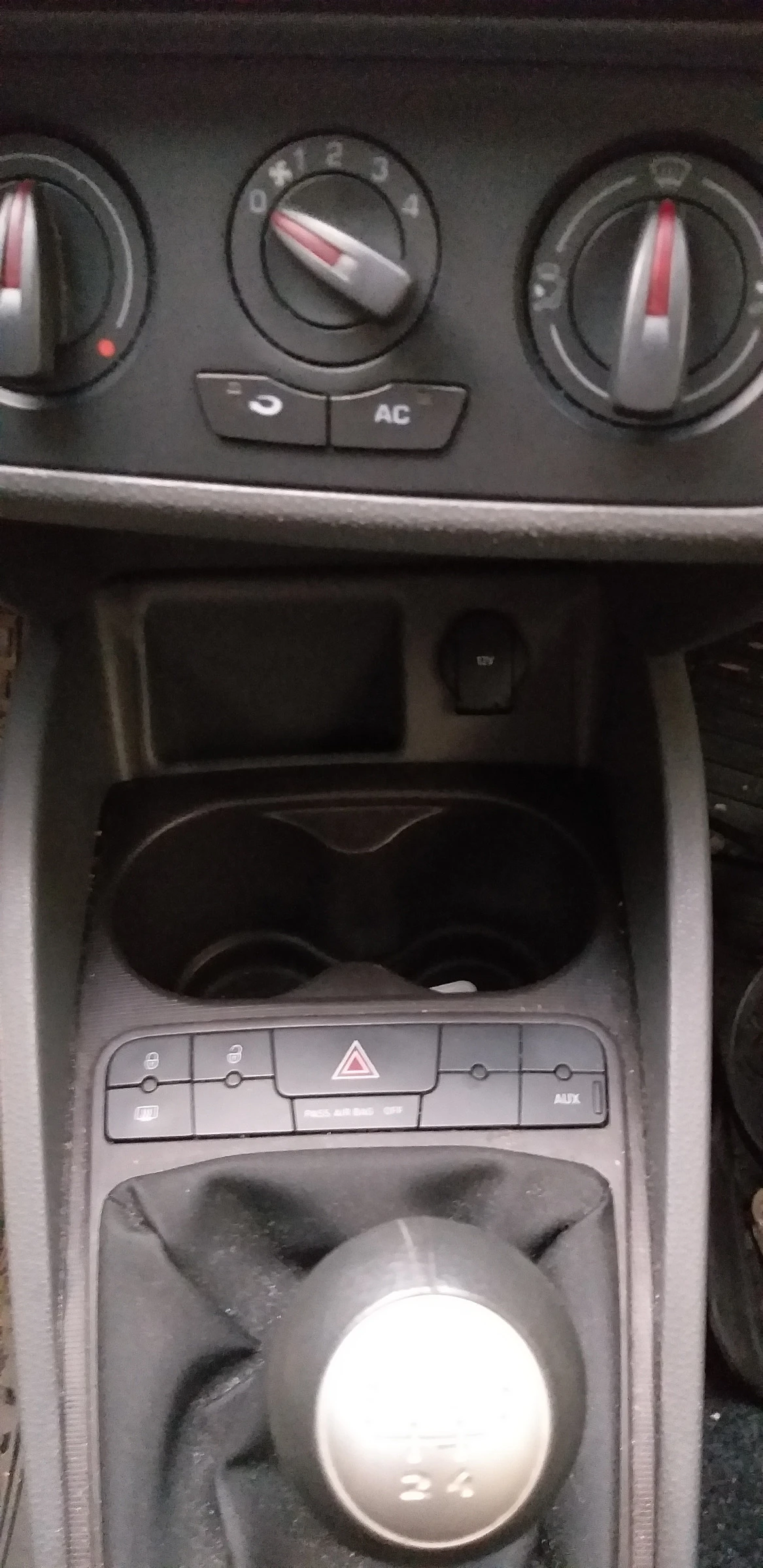 Seat Ibiza 1.2 16V | Mobile.bg � ����������� 13