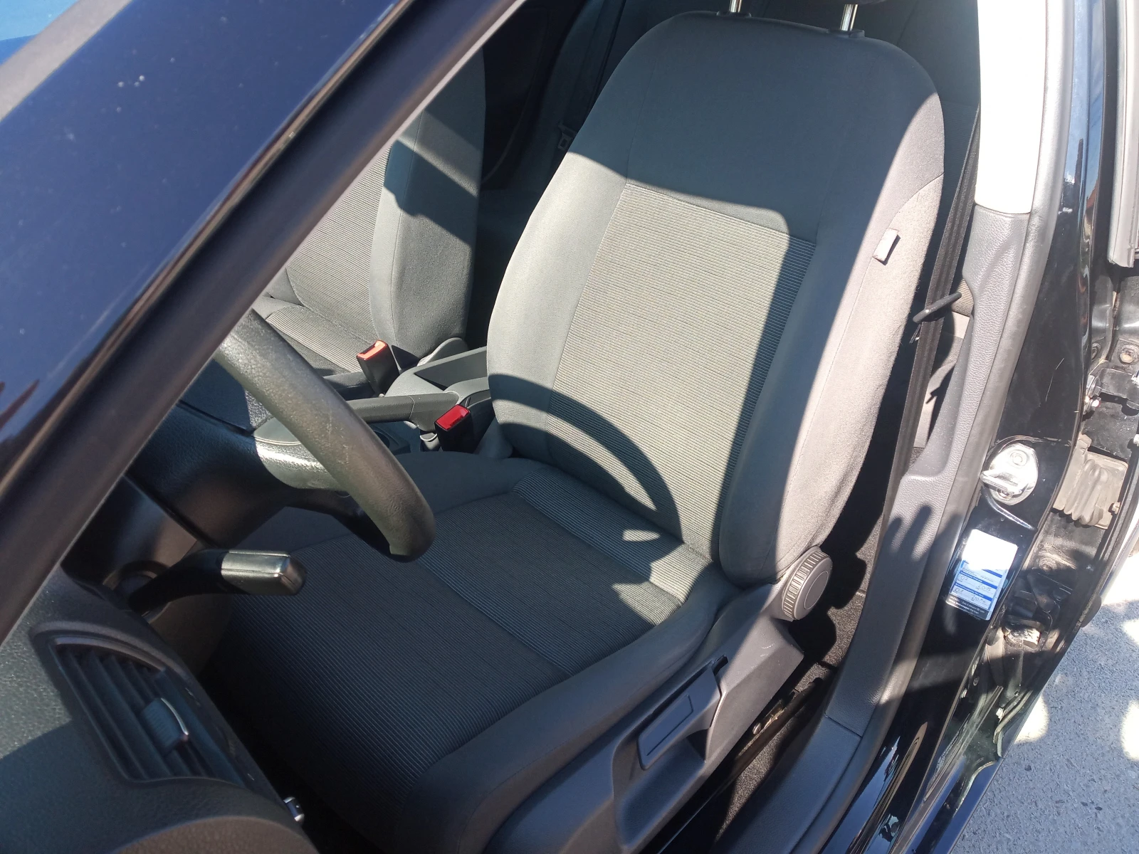VW Golf 1.6i 102 ch - изображение 9