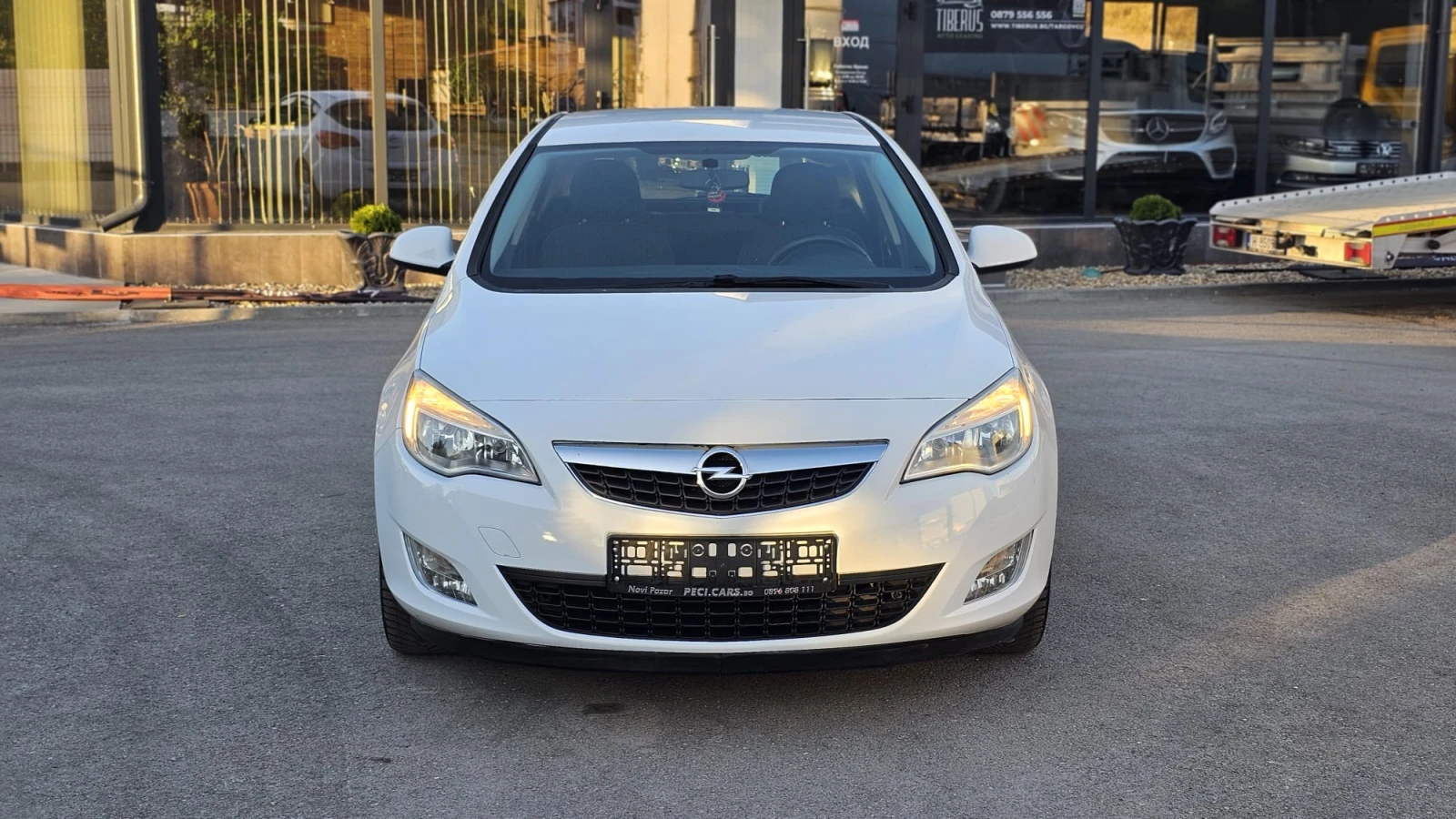 Opel Astra 1.7CDTi 6SP IT-ТОП СЪСТ.-ИСТОРИЯ-ЛИЗИНГ - изображение 2