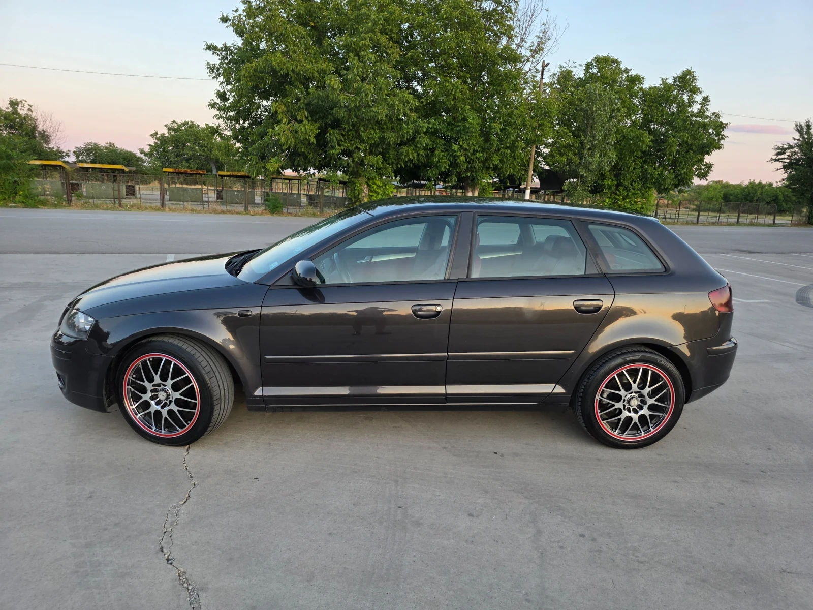 Audi A3 Sportback DSG - изображение 8
