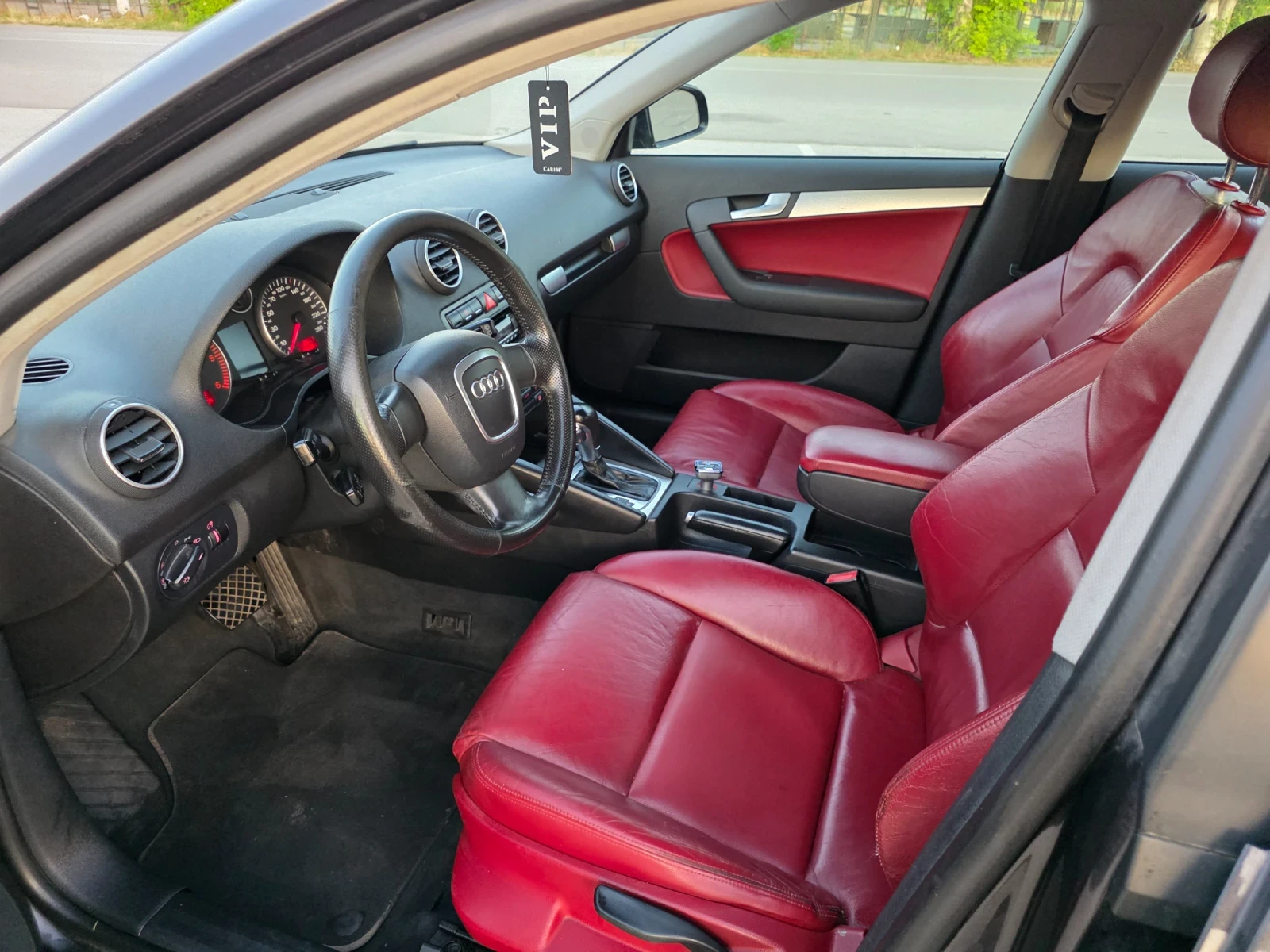 Audi A3 Sportback DSG - изображение 9