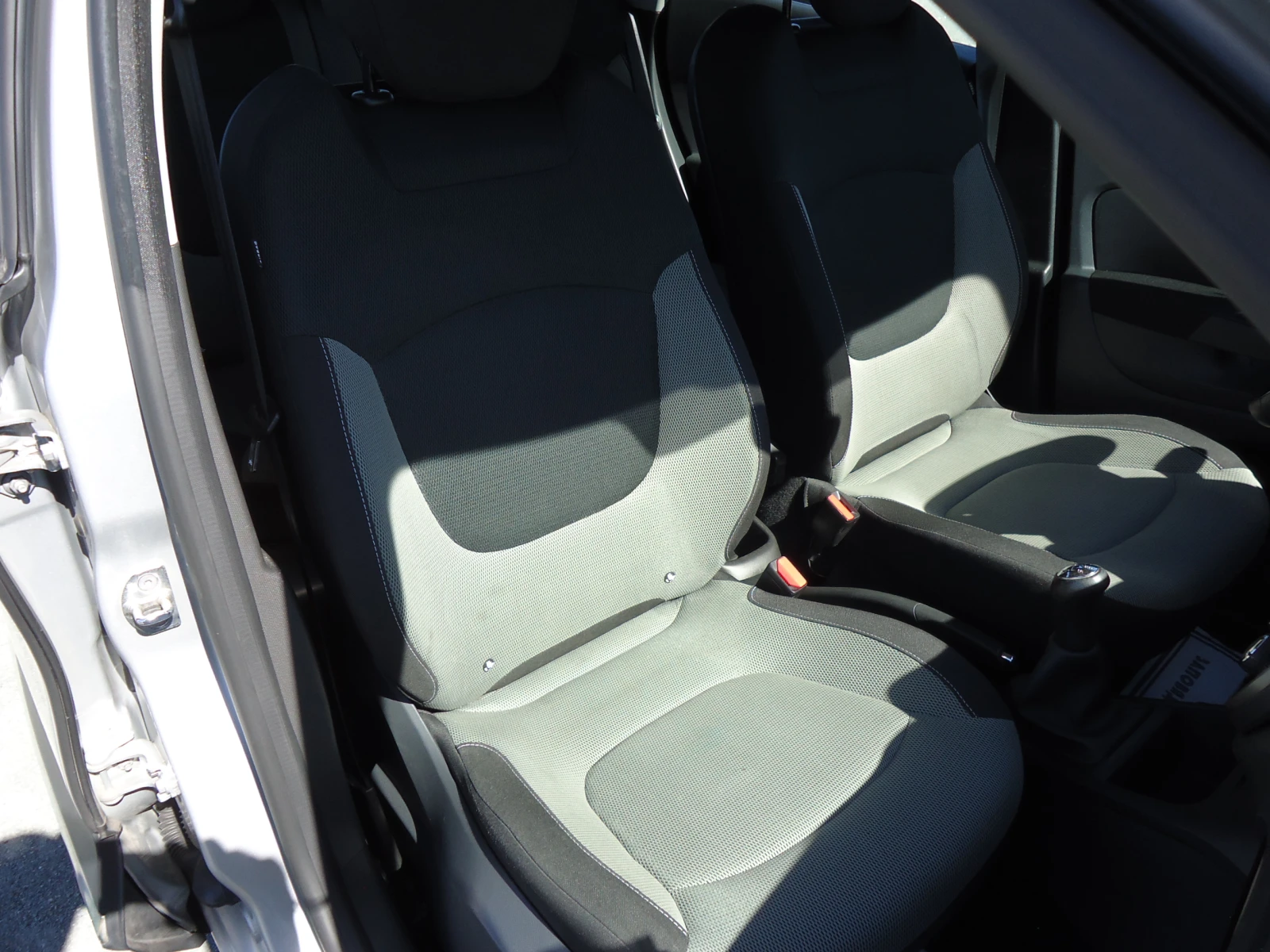 Renault Captur 1.5 DCI  | Mobile.bg   13