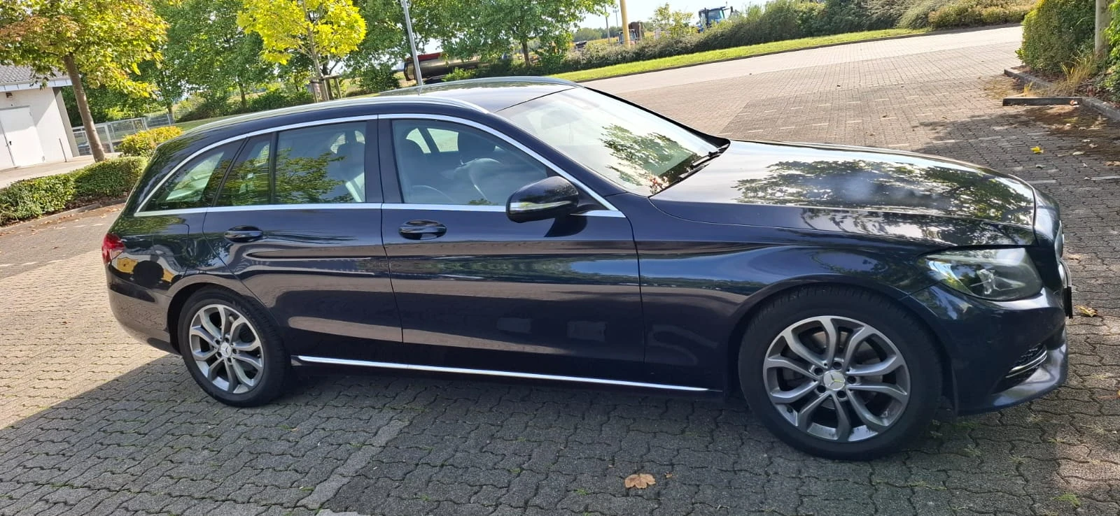Mercedes-Benz C 220  - изображение 2