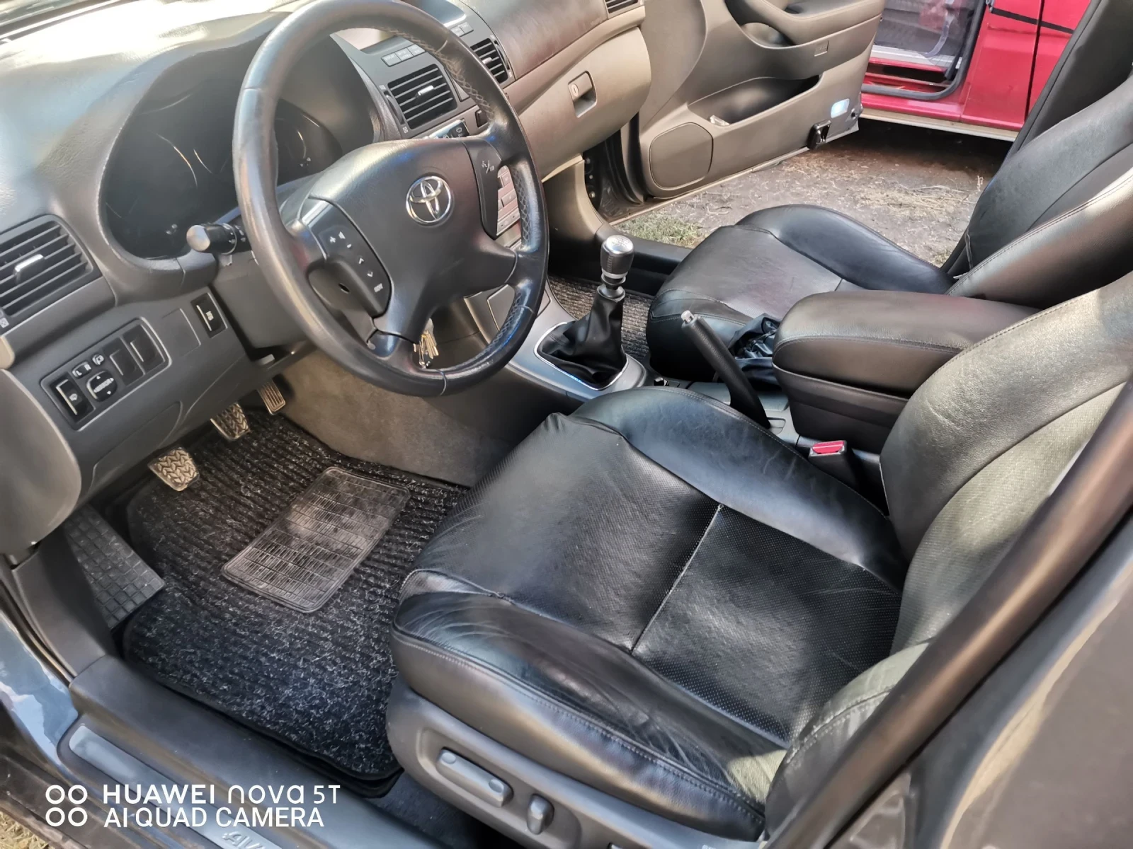 Toyota Avensis D4D - изображение 7