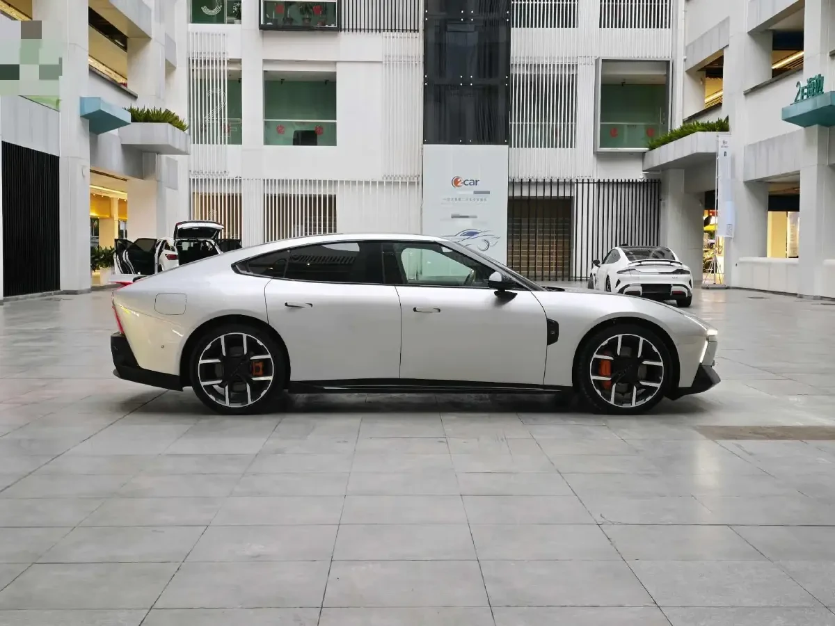 Xpeng P7 all-wheel drive high-performance Ultra | Mobile.bg � ����������� 2