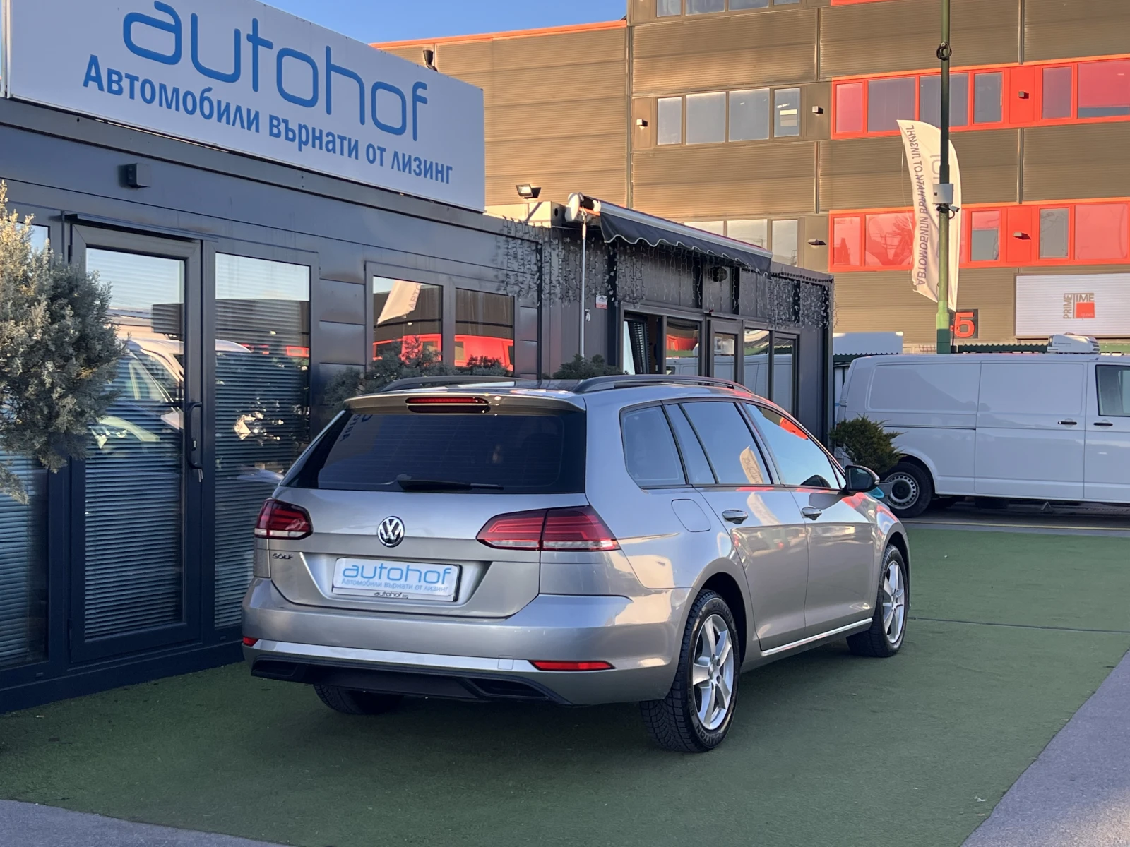 VW Golf 1.6TDI/116к.с./5MT/N1 - изображение 4