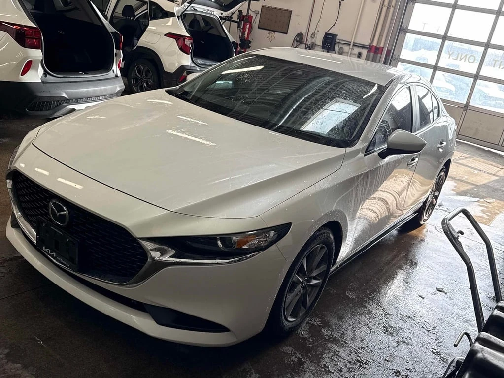 Mazda 3 * GS * CARFAX * ���� �� �� | Mobile.bg � ����������� 1