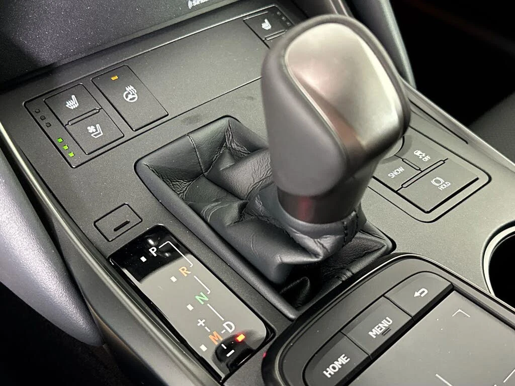 Lexus IS 300 Premium AWD* АвтоКреди* (ЦЕНА ДО БГ), снимка 11 - Автомобили и джипове - 53952208