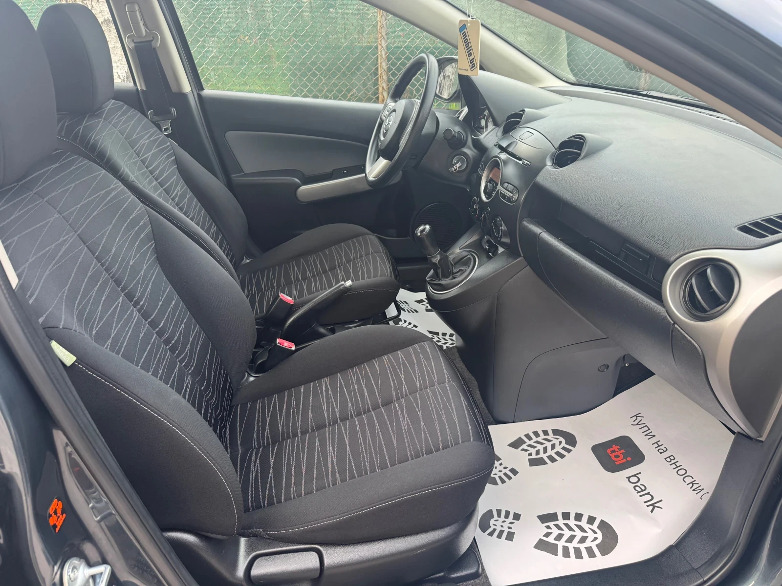 Mazda 2 1.4HDi, снимка 12 - Автомобили и джипове - 54197664