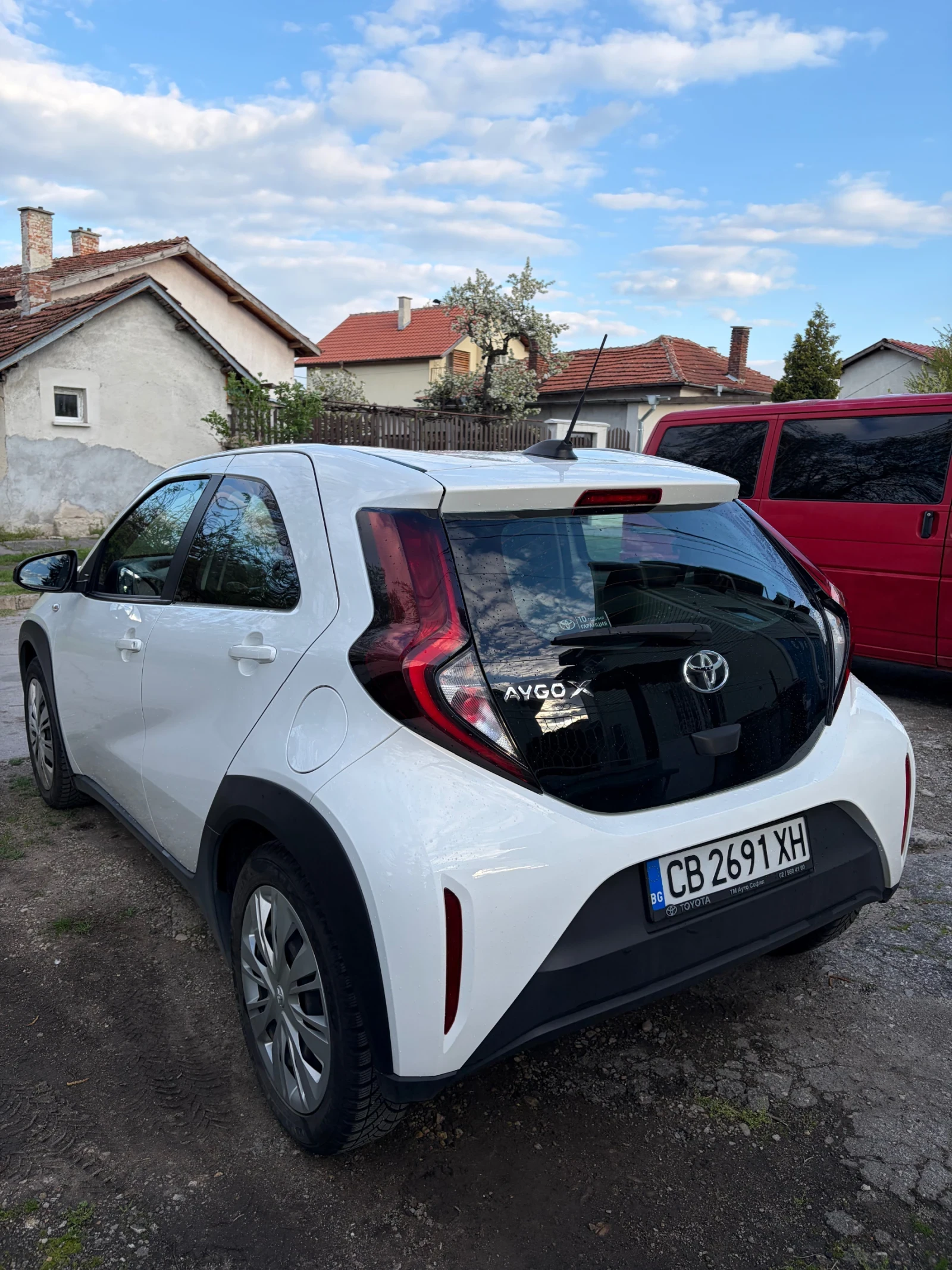 Toyota Aygo Play, снимка 2 - Автомобили и джипове - 54358373