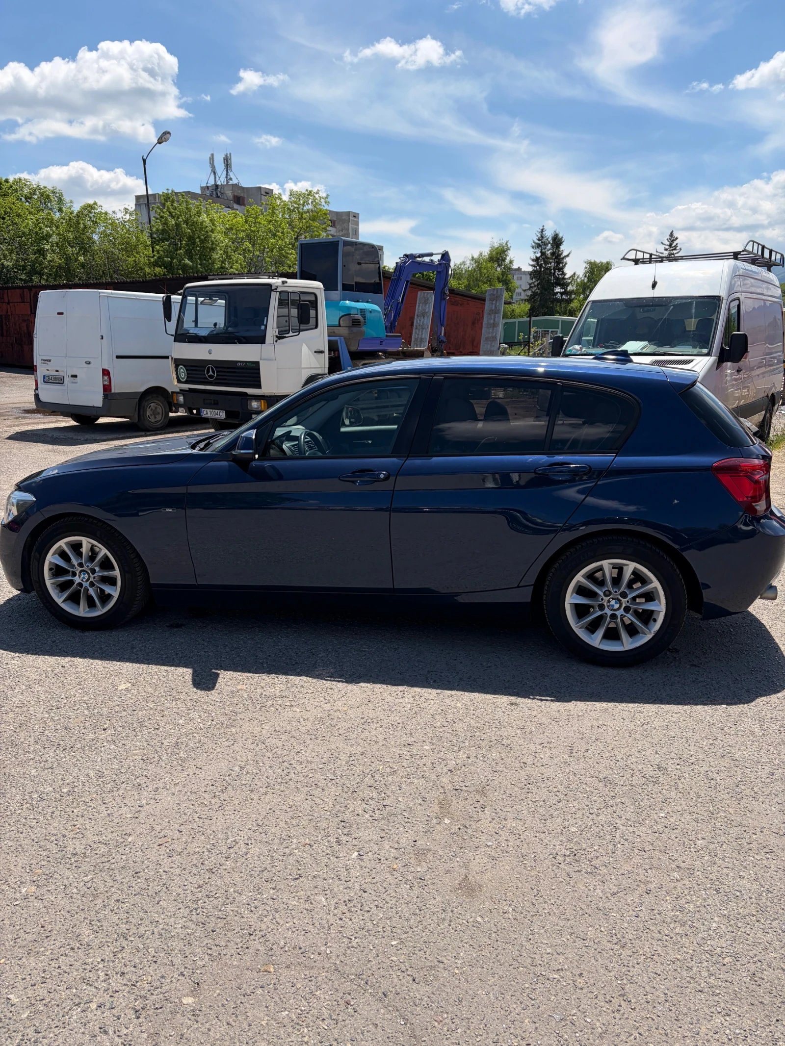 BMW 118 Urban, снимка 8 - Автомобили и джипове - 54492565