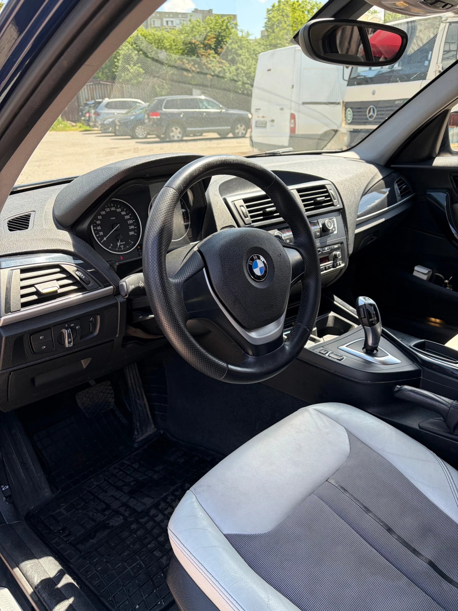 BMW 118 Urban, снимка 9 - Автомобили и джипове - 54492565