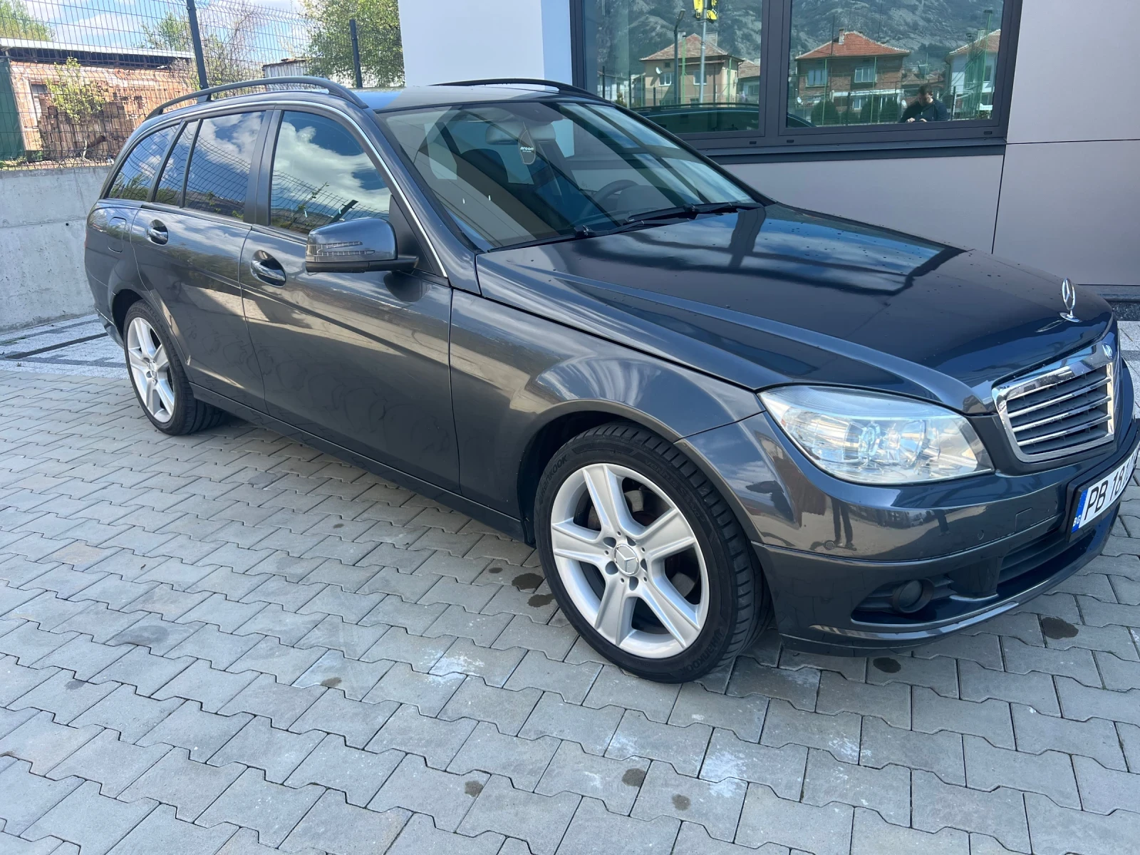 Mercedes-Benz C 220 2.2 OM646, Подгрев, Парктроник, снимка 3 - Автомобили и джипове - 54654787