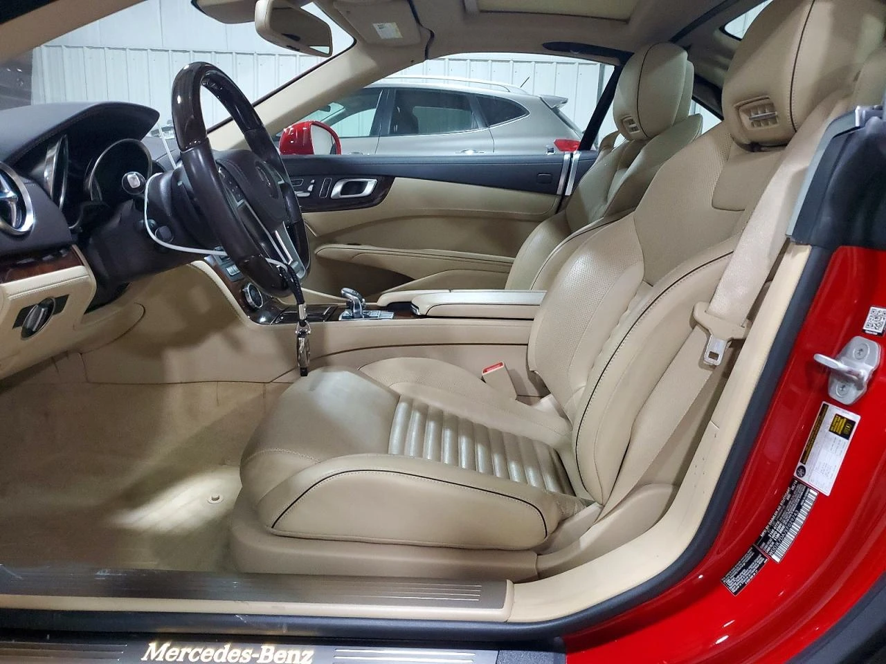 Mercedes-Benz SL 500 550* КОЖА* ПОДГРЕВ* ОБДУХВАНЕ* ПАНОРАМА, снимка 8 - Автомобили и джипове - 54831100