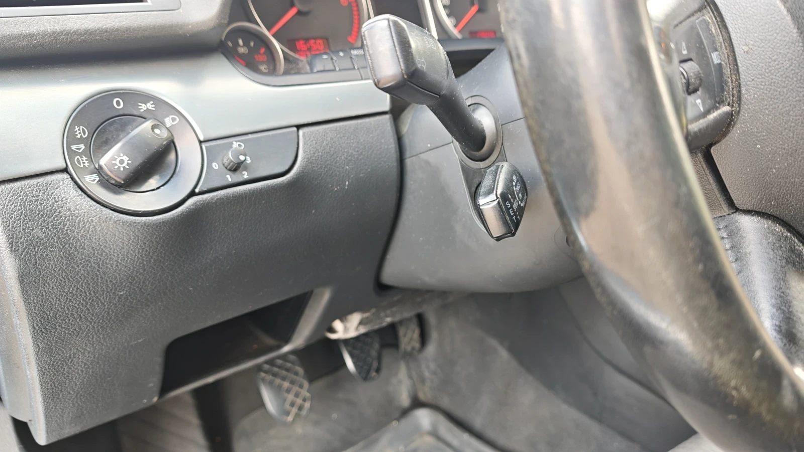 Audi A4, снимка 15 - Автомобили и джипове - 55426618