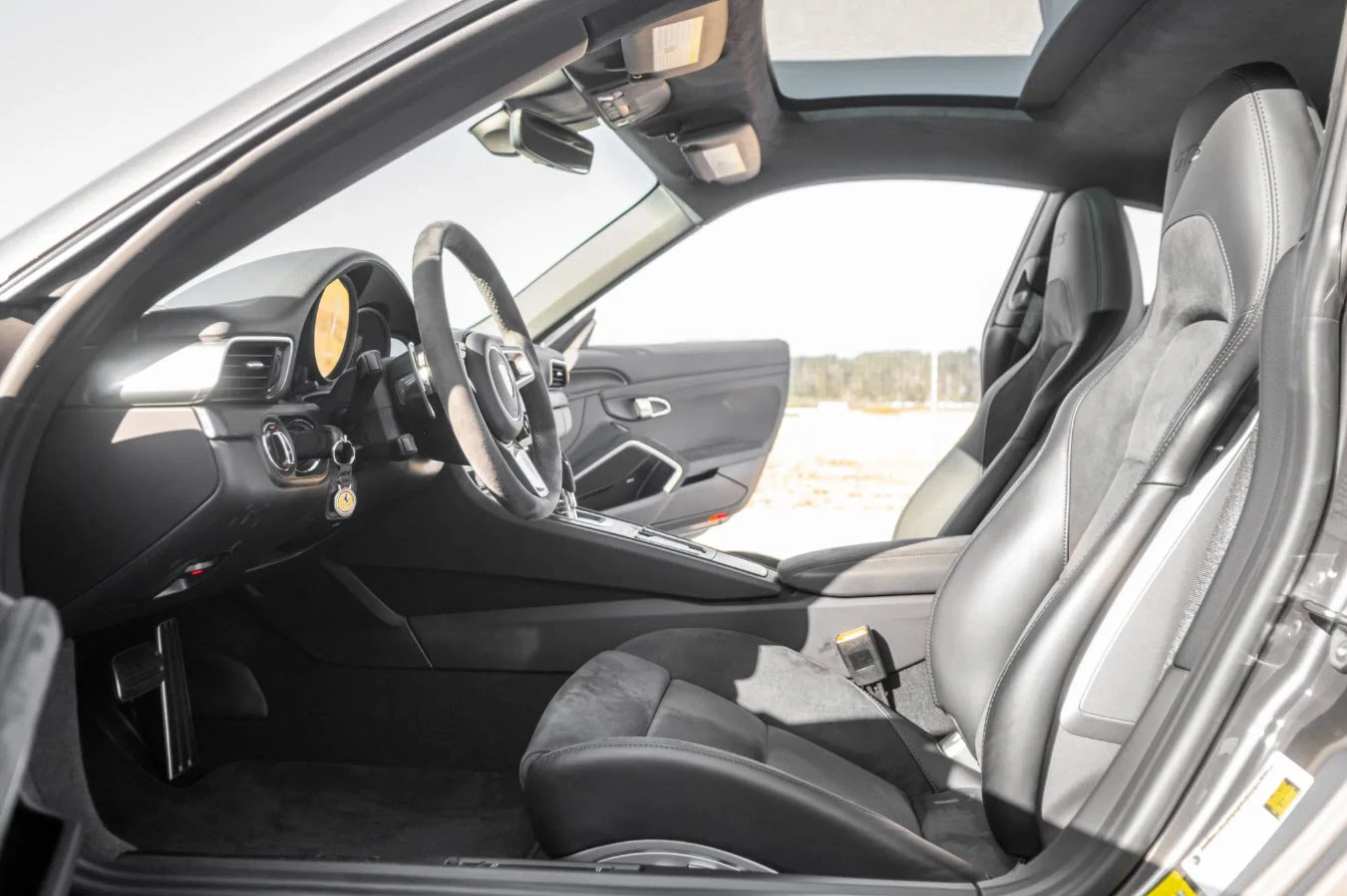 Porsche 911 991.2 GTS, снимка 4 - Автомобили и джипове - 55446426