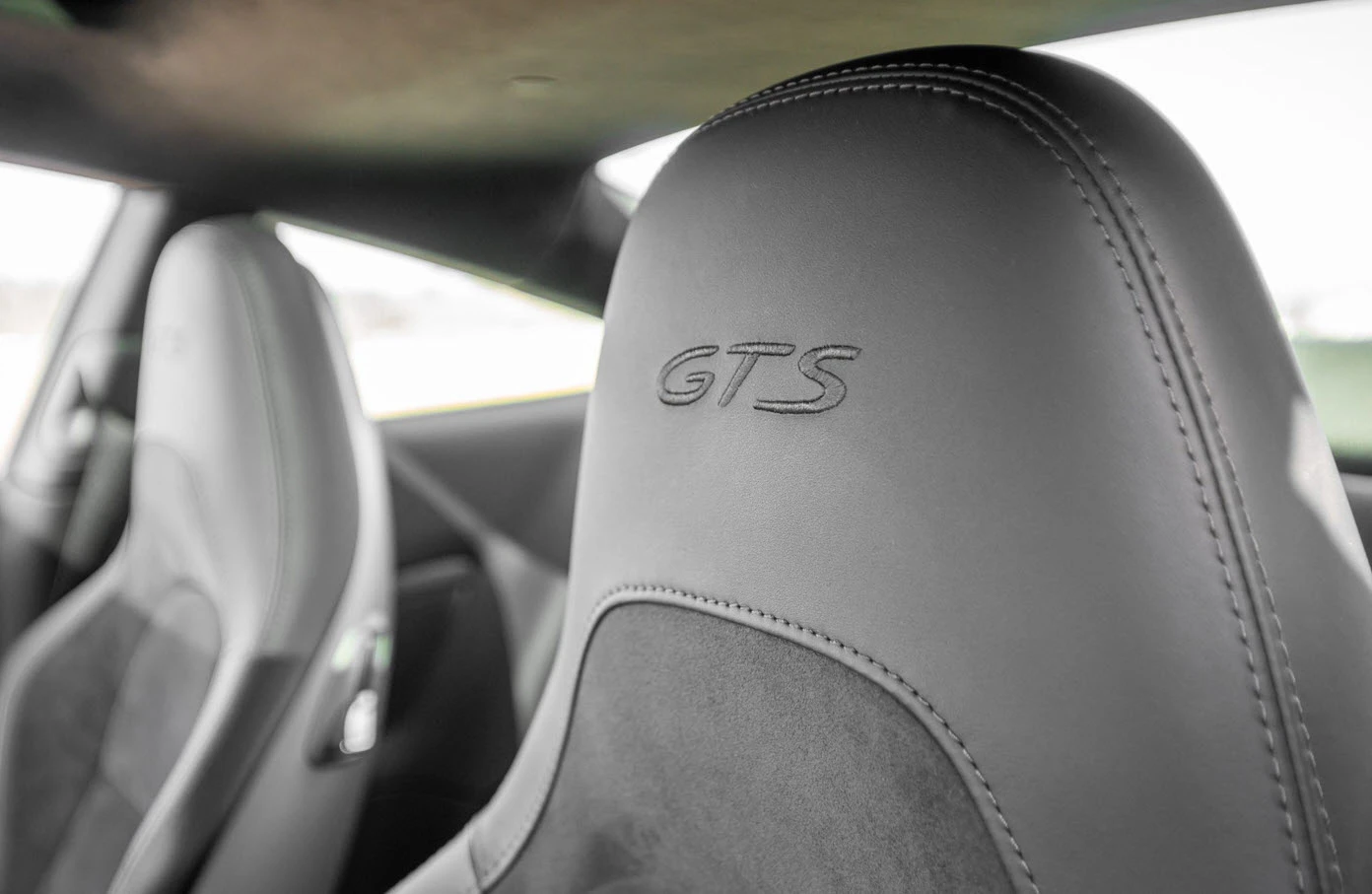 Porsche 911 991.2 GTS, снимка 15 - Автомобили и джипове - 55446426