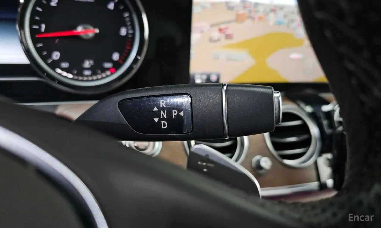 Mercedes-Benz E 220 * E220d Exclusive * ЦЕНА ДО БГ, снимка 13 - Автомобили и джипове - 55992100