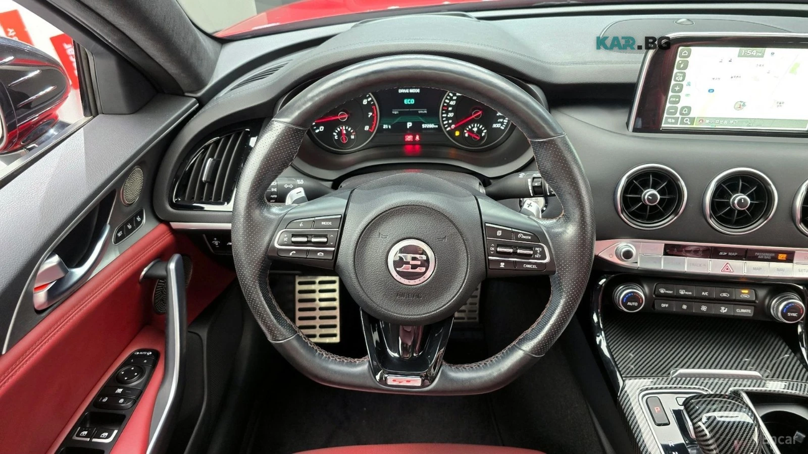 Kia Stinger 3.3 AWD GT | 360| HUD| VENTED S| BL SP| LANE AS, снимка 12 - Автомобили и джипове - 56086563