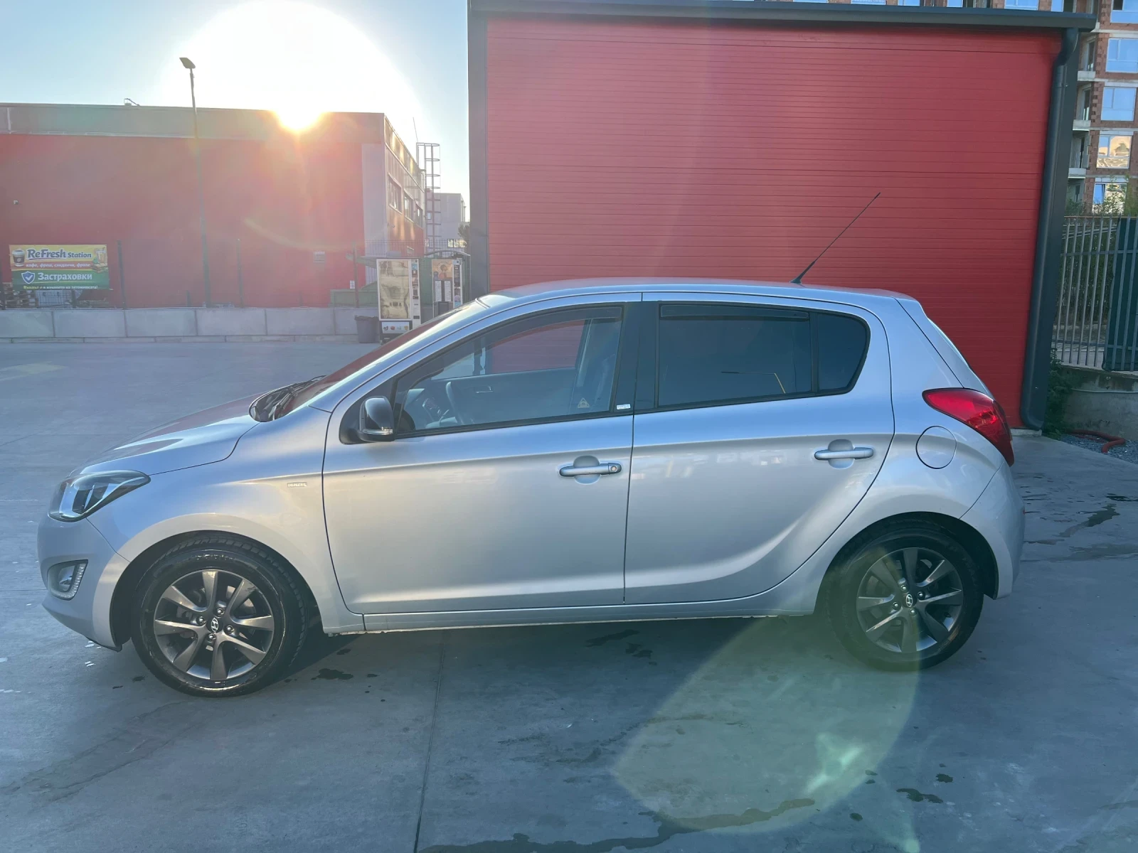 Hyundai I20 1.25 бензин   84 к.с.   09/2014   139 800 км, снимка 2 - Автомобили и джипове - 56134264