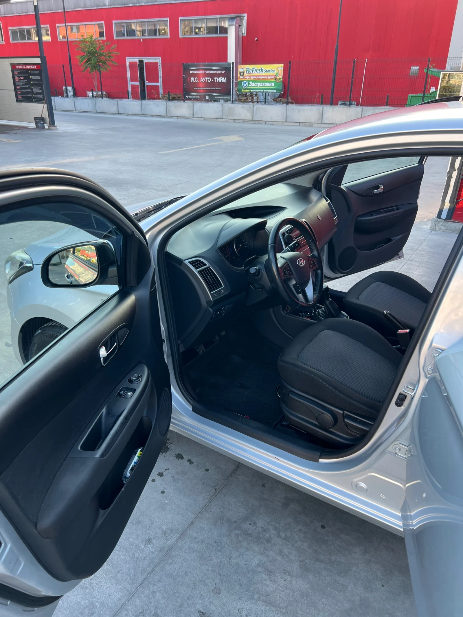 Hyundai I20 1.25 бензин   84 к.с.   09/2014   139 800 км, снимка 10 - Автомобили и джипове - 56134264