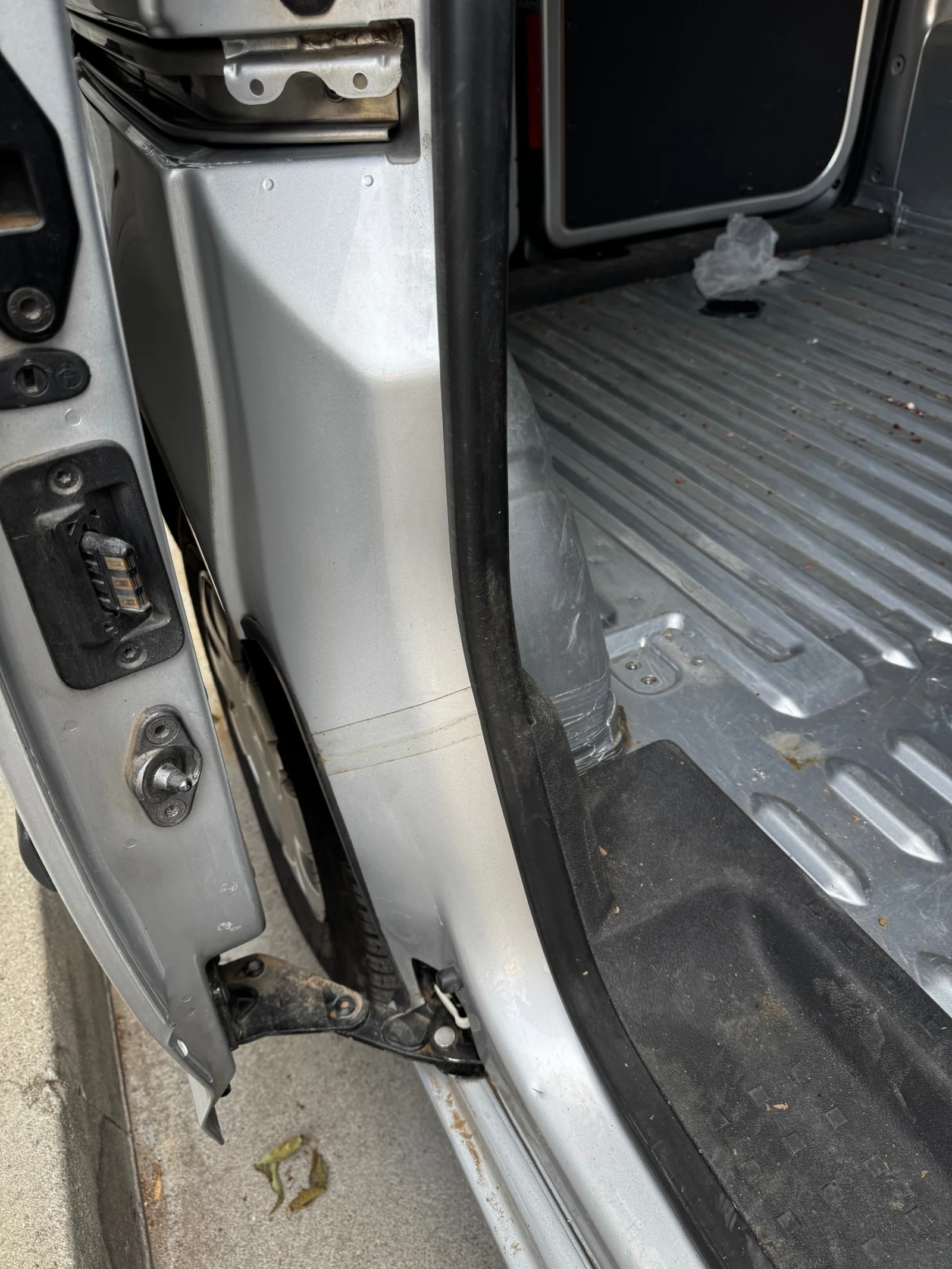 VW Caddy Товарен, снимка 12 - Автомобили и джипове - 56142075