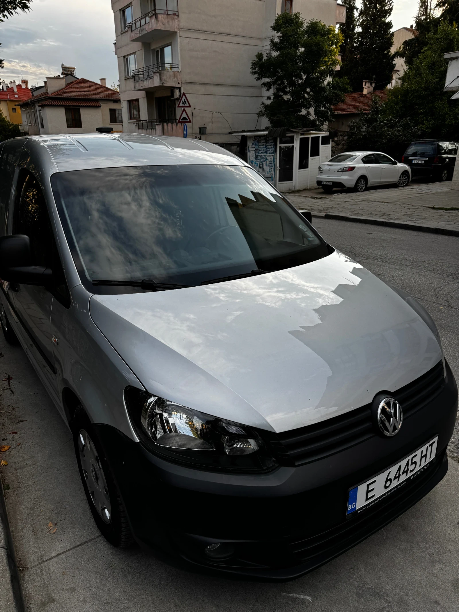VW Caddy Товарен, снимка 6 - Автомобили и джипове - 56142075