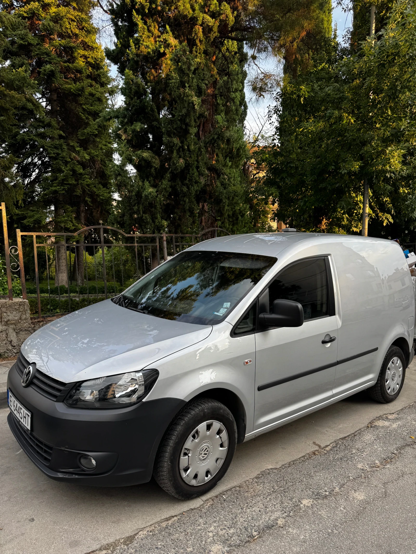 VW Caddy Товарен