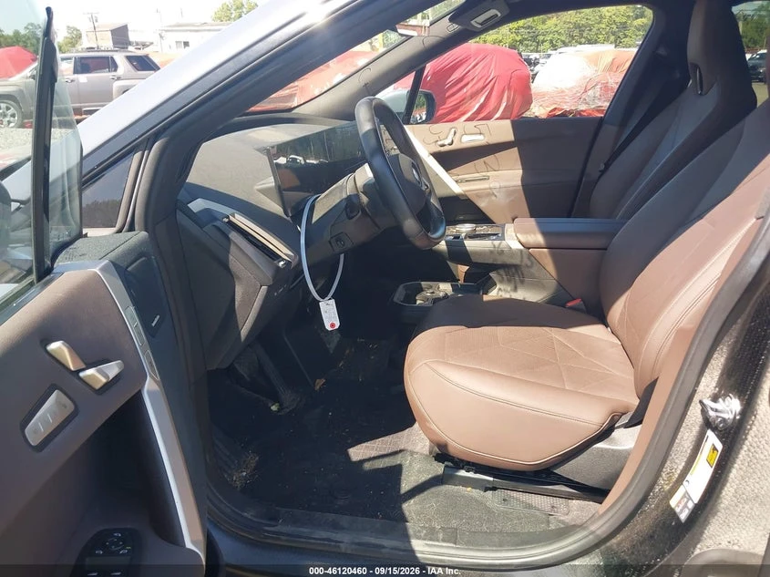 BMW iX xDrive50, снимка 5 - Автомобили и джипове - 56423992