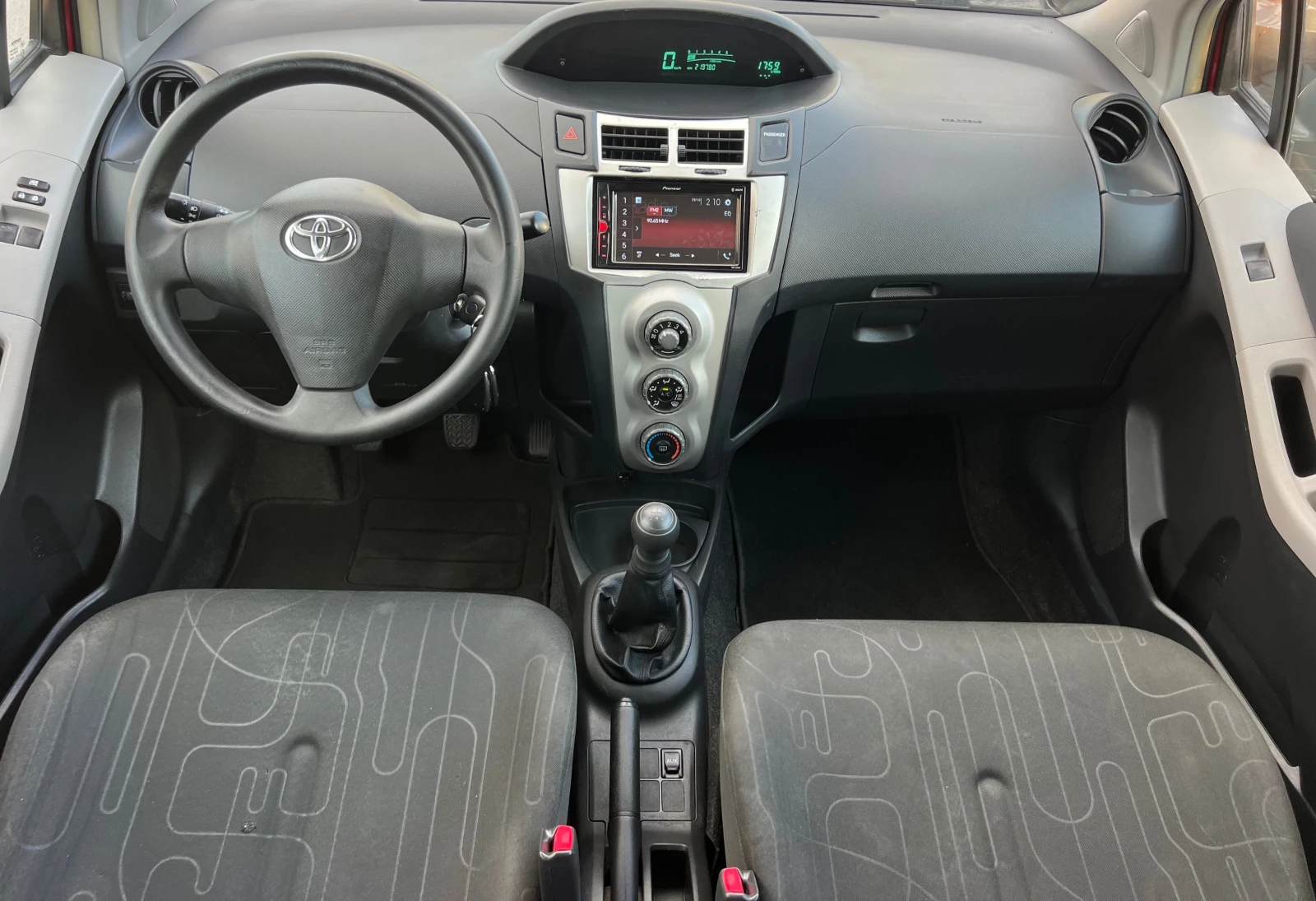 Toyota Yaris 1.0VVT-i NAVI/KLIMATIK/UNIKAT | Mobile.bg � ����������� 15
