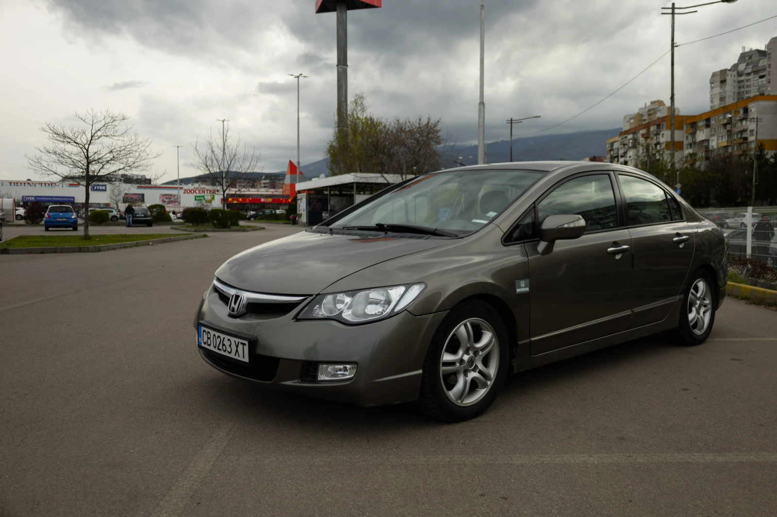 Honda Civic 1.3 Hybrid IMA, снимка 4 - Автомобили и джипове - 56685465