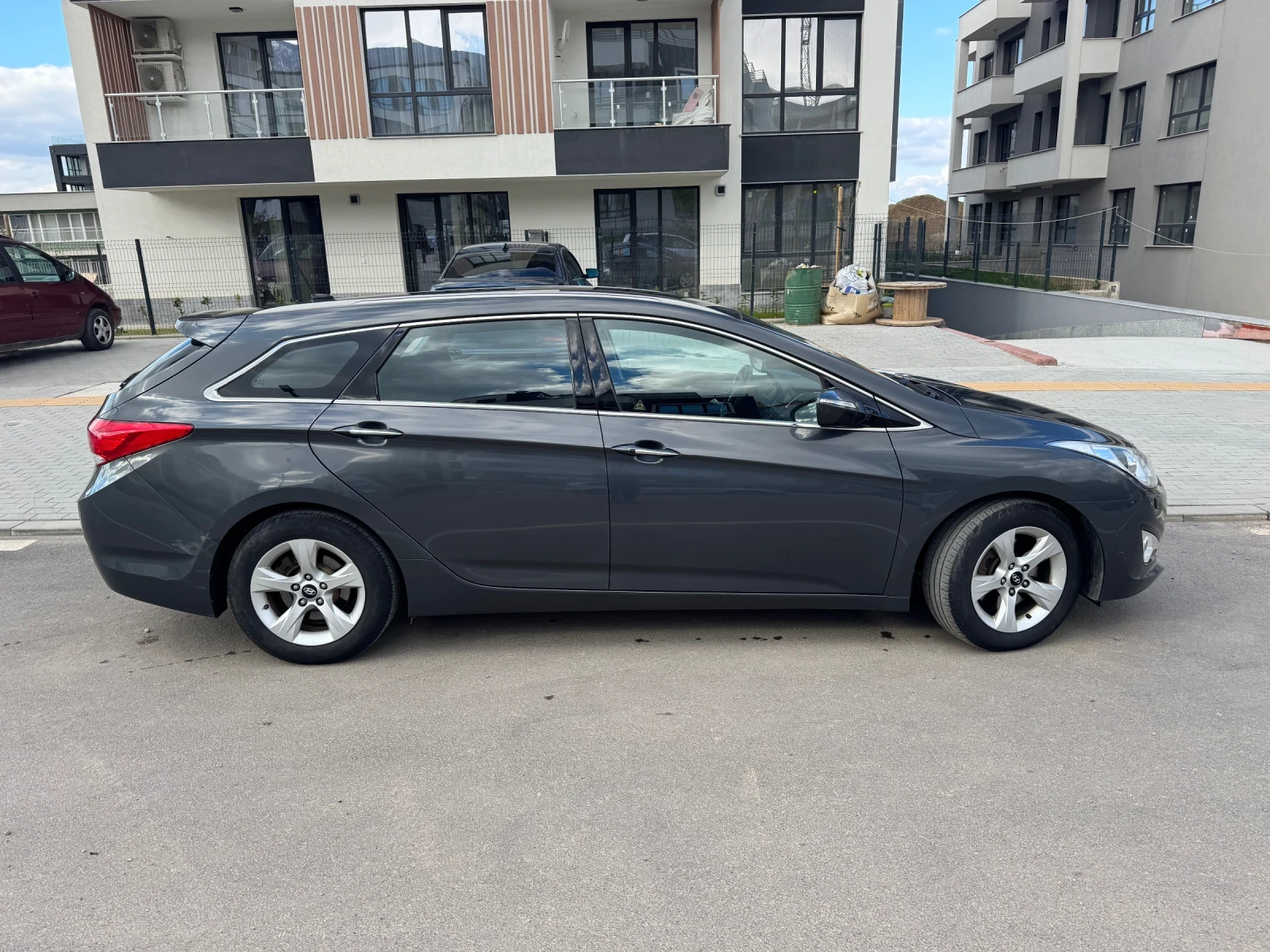 Hyundai I40 1.7 CRdi, снимка 3 - Автомобили и джипове - 56728544